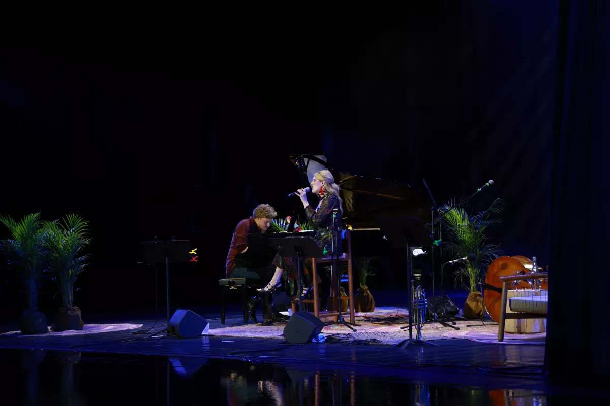 Olivia Chindamo & friends