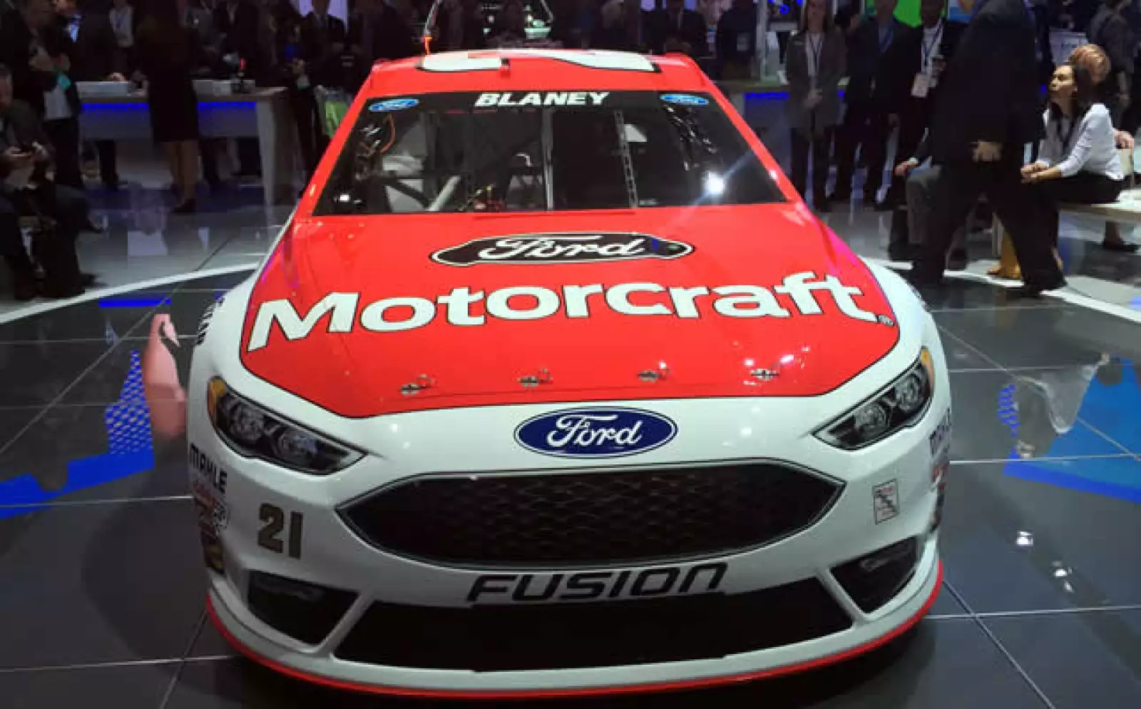 El nuevo racer de Ford con el que competirán en la carrera de LeMans en junio.