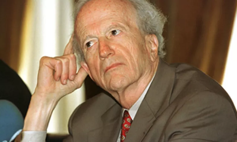 Gary Becker fue asesor económico del exgobernador de California, Arnold Schwarzenegger. (Foto: EFE)