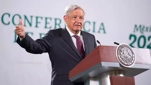 amlo-palacio.jpeg