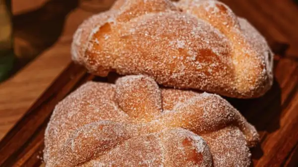 Pan de muerto Café Armel