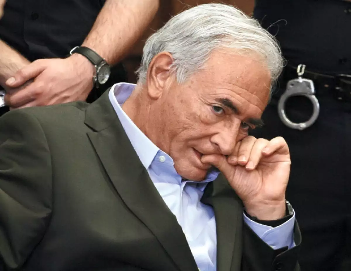 Los hombres poderosos que han destruido sus carreras debido a escándalos sexuales no son raros, pero el caso del presidente del Fondo Monetario Internacional podría ser un caso único.