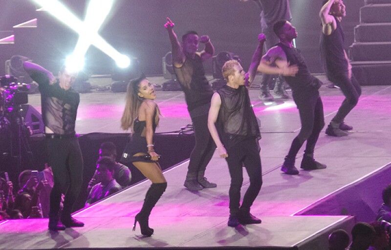 Euforia, aplausos y muestras de cariño fue lo que dejó el concierto de la joven artista el domingo en el Palacio de los Deportes, siendo ésta su única fecha en el país.