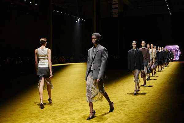 PRADA FW22