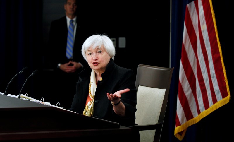 Janet Yellen anunció que la tasa de interés se mantendrá en los niveles actuales.