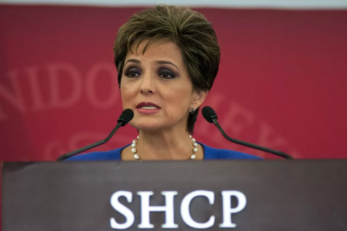 MÉXICO, D.F., 26AGOSTO2015.- Norma Alicia Rosas Ridríguez, fue presentada como nueva presidenta de la Comisión Nacional de Seguros y Fianzas (CNSF), en lugar de Manuel Aguilera, quien se mantuvo al frente durante 13 años.
FOTO: DIEGO SIMÓN SÁNCHEZ /CUARTOSCURO.COM