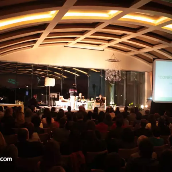 Conectate Gaby Vargas