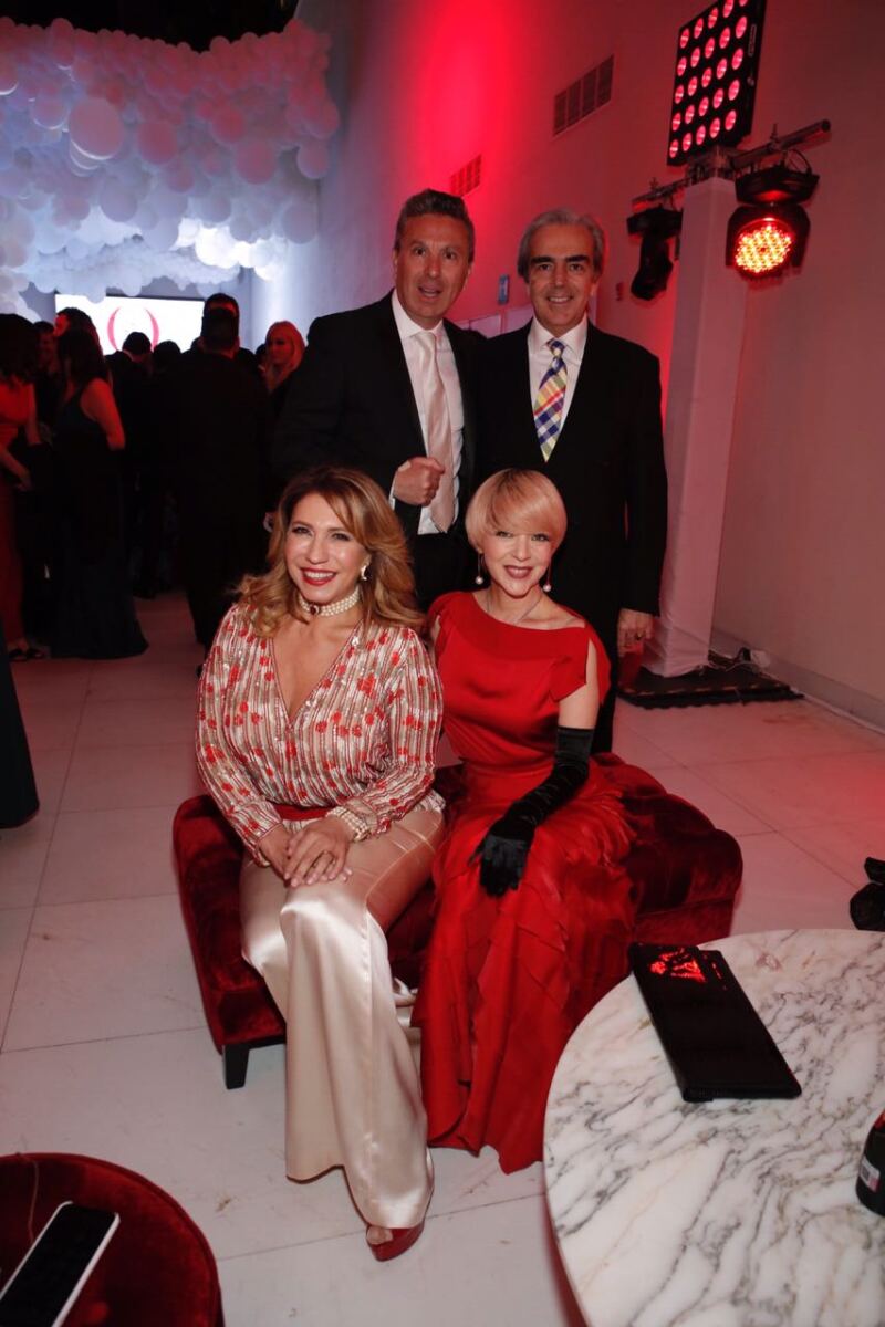 Rafa micha, Lorenzo lazo, maribe lancioni y Edith González