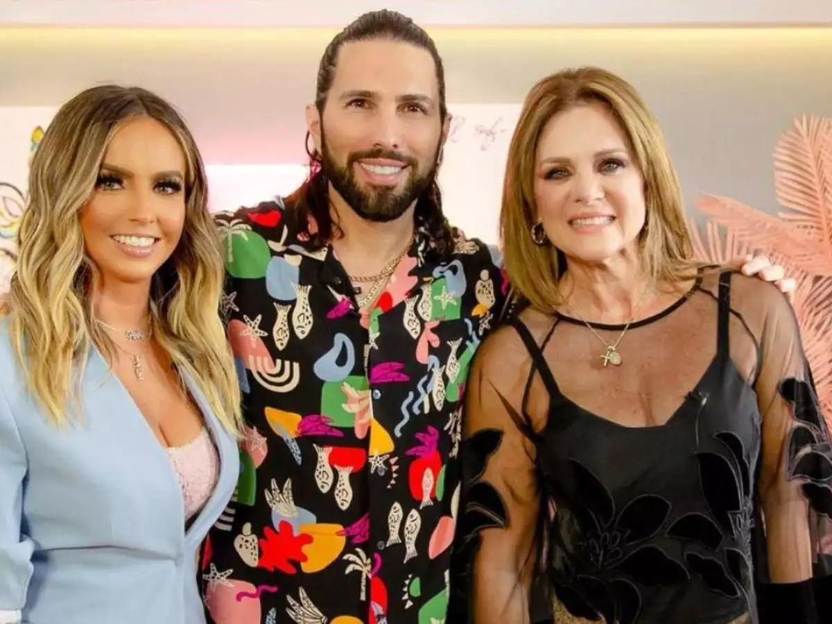 karla-diaz-poncho-de-nigris-erika-buenfil