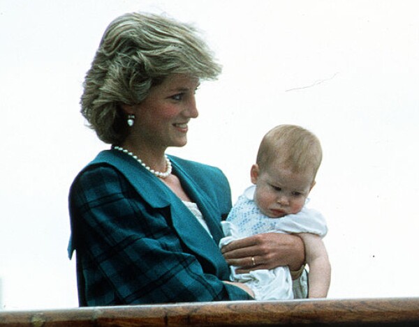 Lady Di y el príncipe Harry