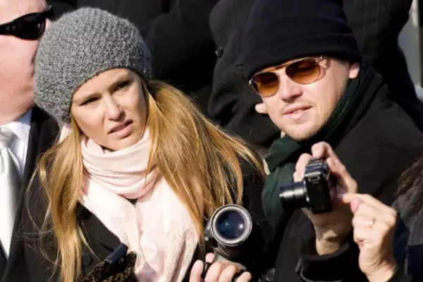 En 2009, el actor con su entonces novia Bar Refaeli, durante la presentación de Barack Obama como el presidente número 44 de Estados Unidos.