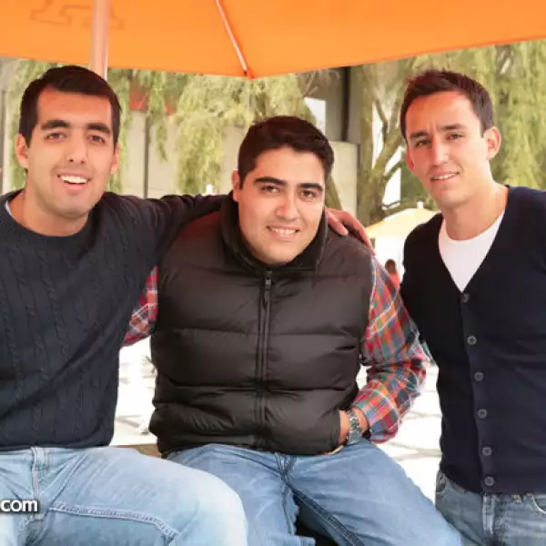 Antonio Vela,Rafael Rivero,Manuel Peyro