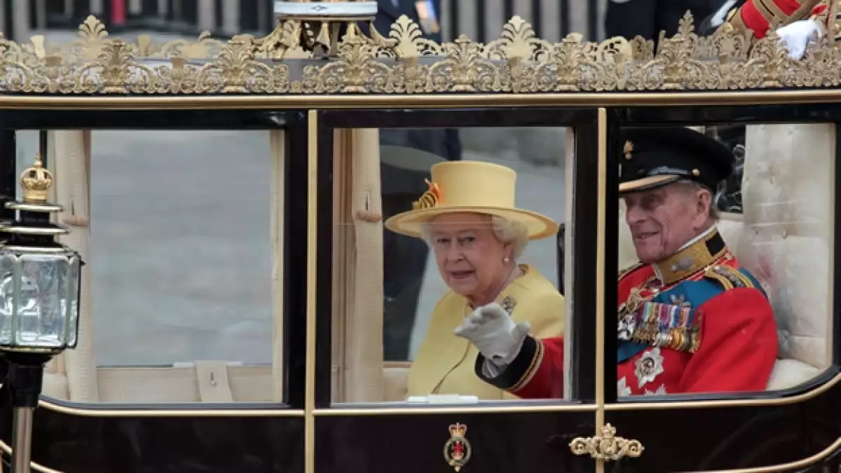 principe Felipe reina Isabel II