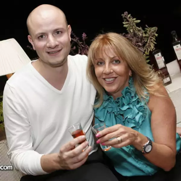 Kicho Rivera,Ana Martinez