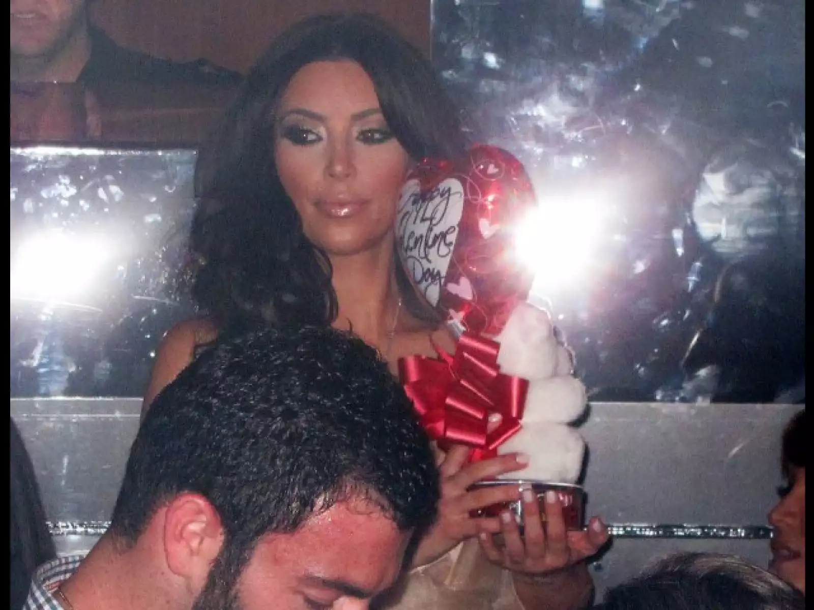 Kim Kardashian celebró el Día de San Valentín en el club Marquee en Las Vegas.