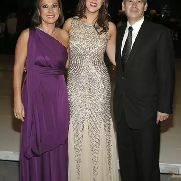 Diana Reta,Mariana Domínguez y Rodolfo Reta