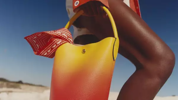 Bolsa de mano multicolor de Longhcmap. 