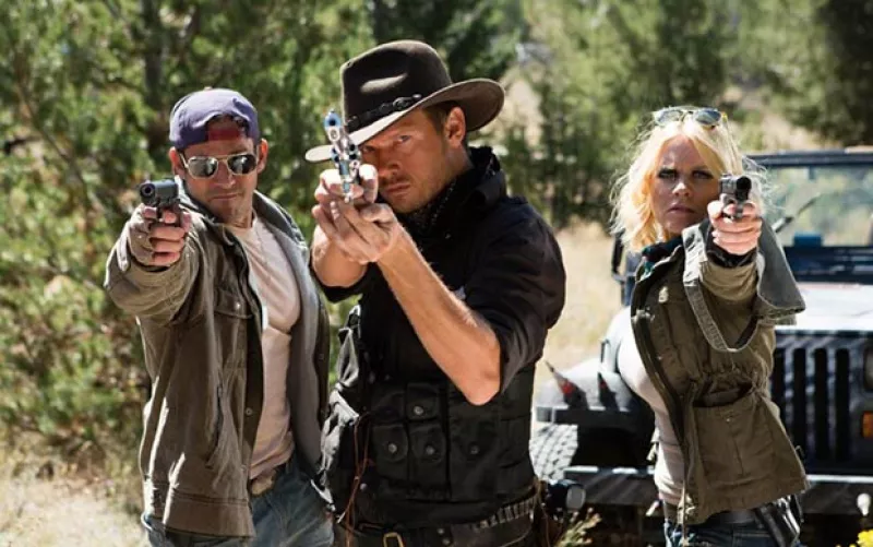 Si fueran los 90, este sería un sueño hecho realidad. Para la película ‘Dead 7’, integrantes de estas dos bandas, así como de 98 Degrees  y O-Town colaboraron con el tema ‘In The End'.