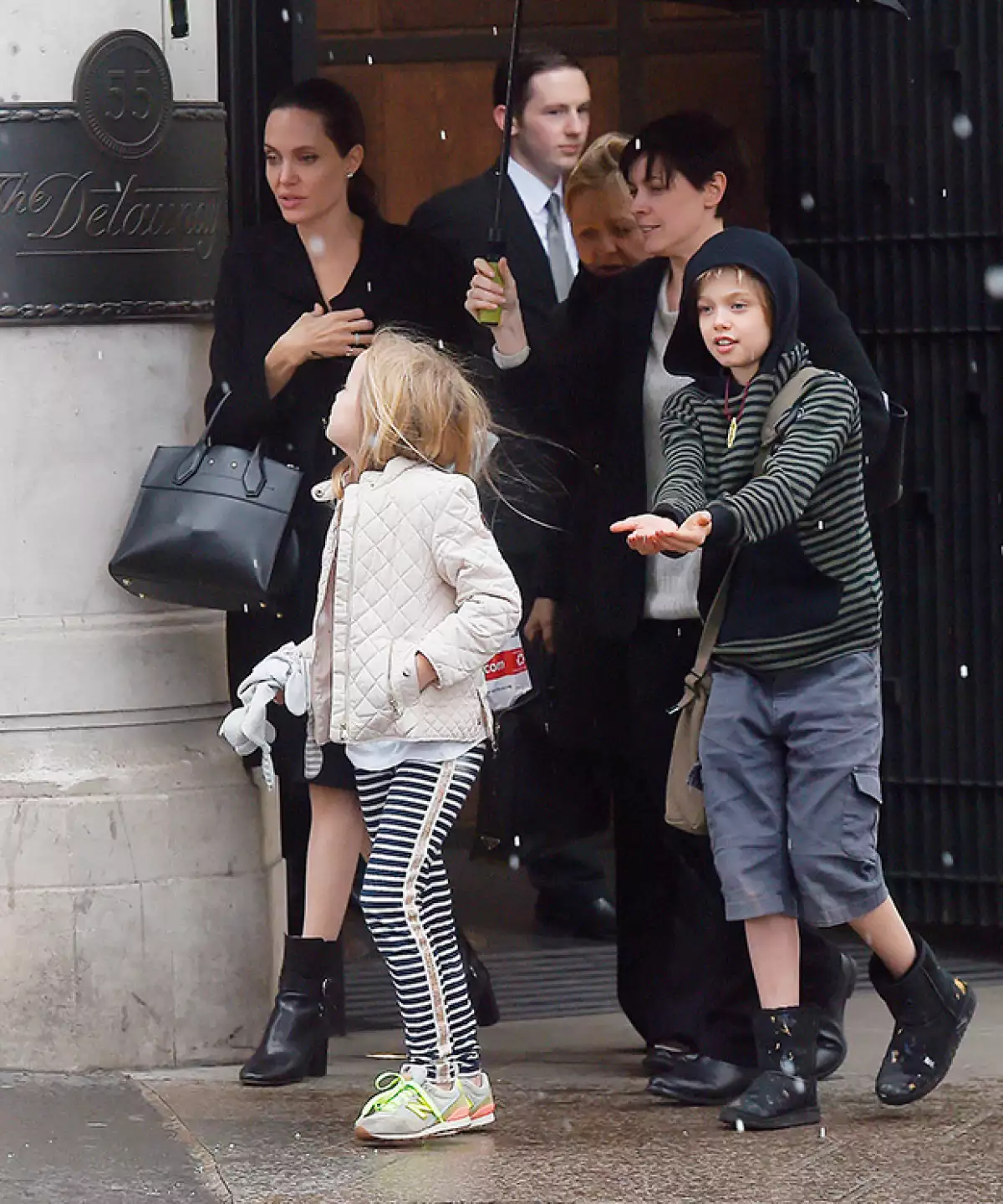 Esta semana, la actriz fue vista en Londres con sus hijos.