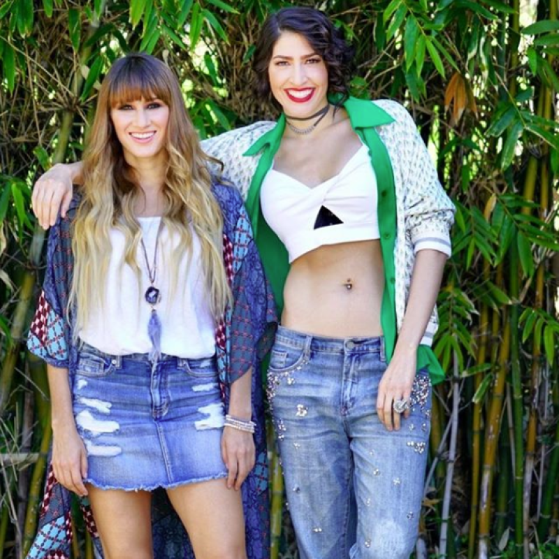 Por Cosas De La Vida Las Ha Ash Se Salvan De Tiroteo En