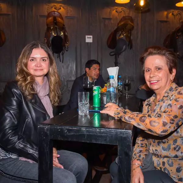 Presentación Naara La Mexicana