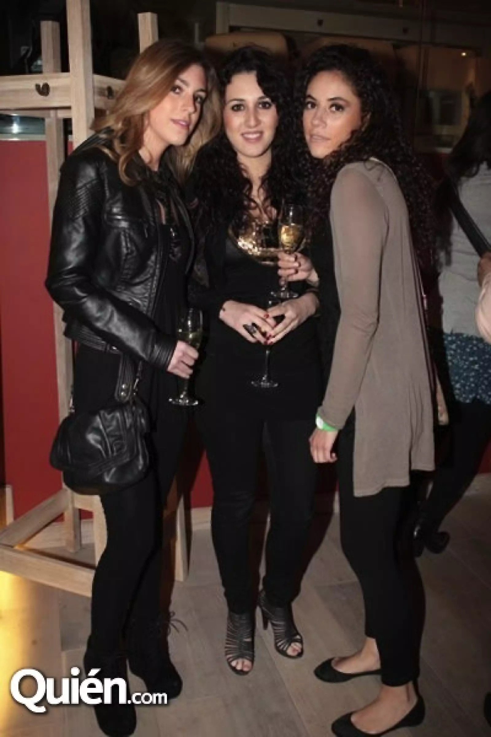 Natalia Gómez, Paloma Trueba, María José Peregrino