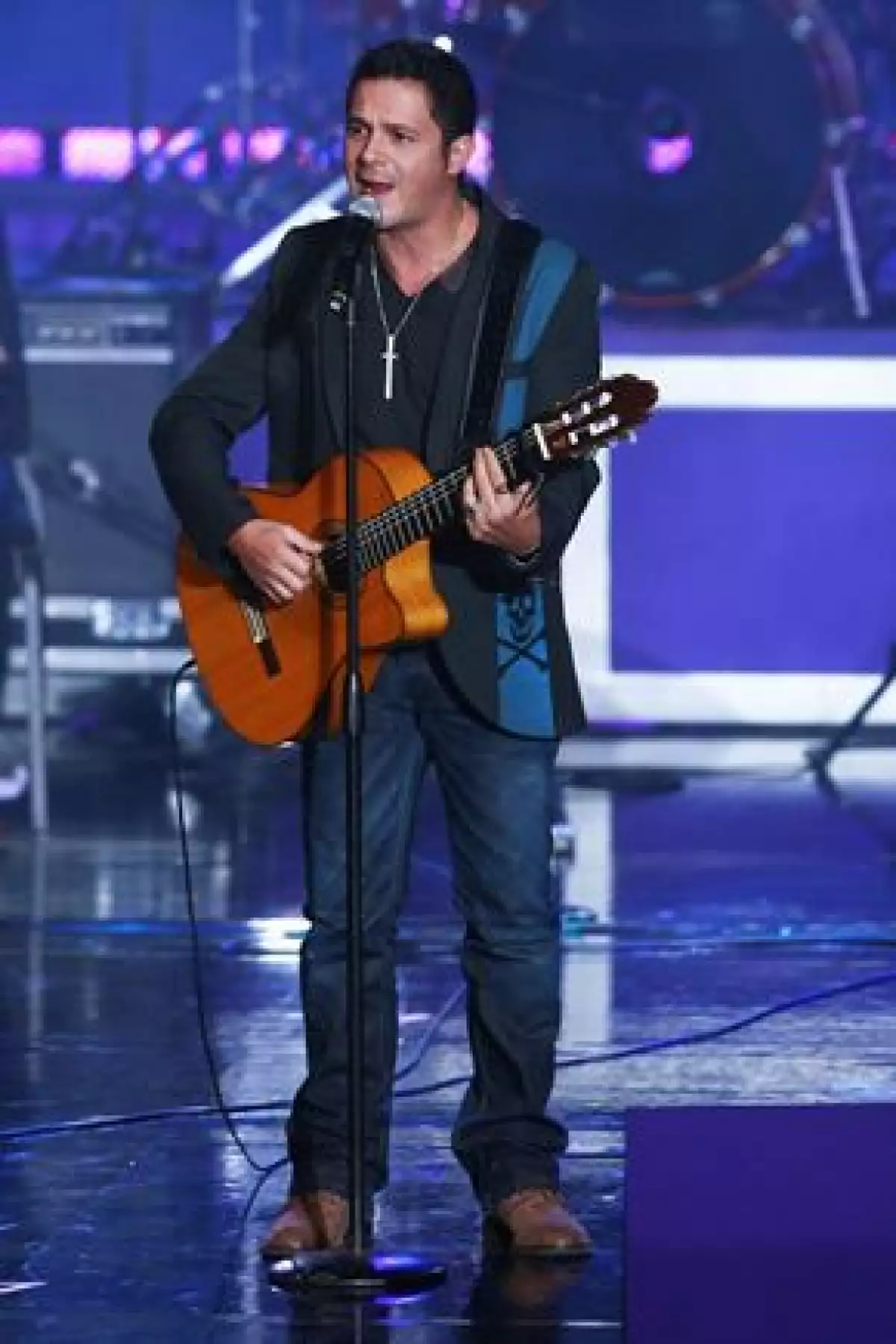 Hasta ahora es el único artista español invitado a la ceremonia del 18 de enero.