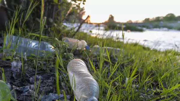plastico y pueblos