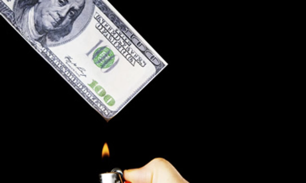 Las agencias Moody’s, Fitch y Standard & Poor’s ya advirtieron a EU que pueden rebajarle su nota. (Foto: Photos to go)