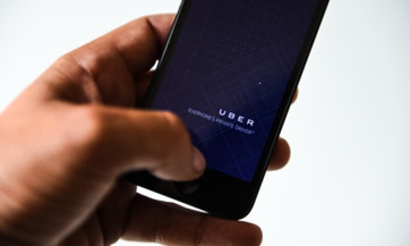 Viajeros de negocios en Estados Unidos prefieren Uber que taxis, según un estudio. (Foto: Getty Images )