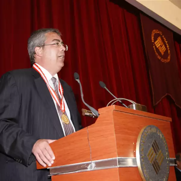 Medalla Anáhuac  a José Antonio Alonso