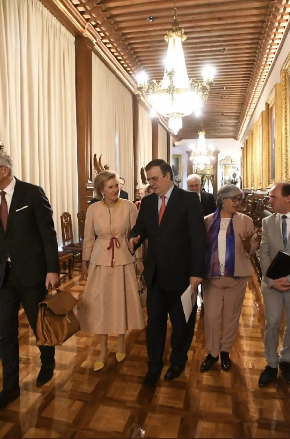 Marcelo Ebrard y la princesa Astrid 
