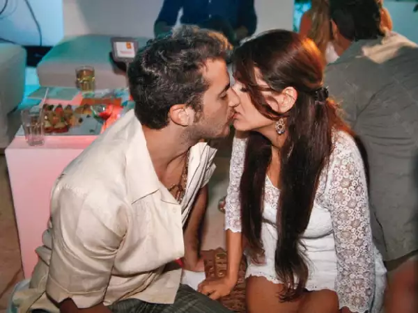 Sebastián Zurita y Grettel Valdez en noviembre del 2010 durante el Cancún Moda Nextel.