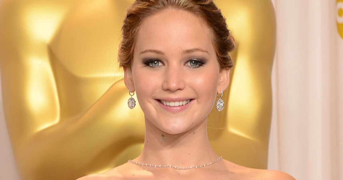 jennifer lawrence top se cae