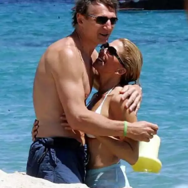 A Liam y a Natasha les encantaba vacacionar juntos. Aquí en 2005 durante su viaje a Saint-Tropez.