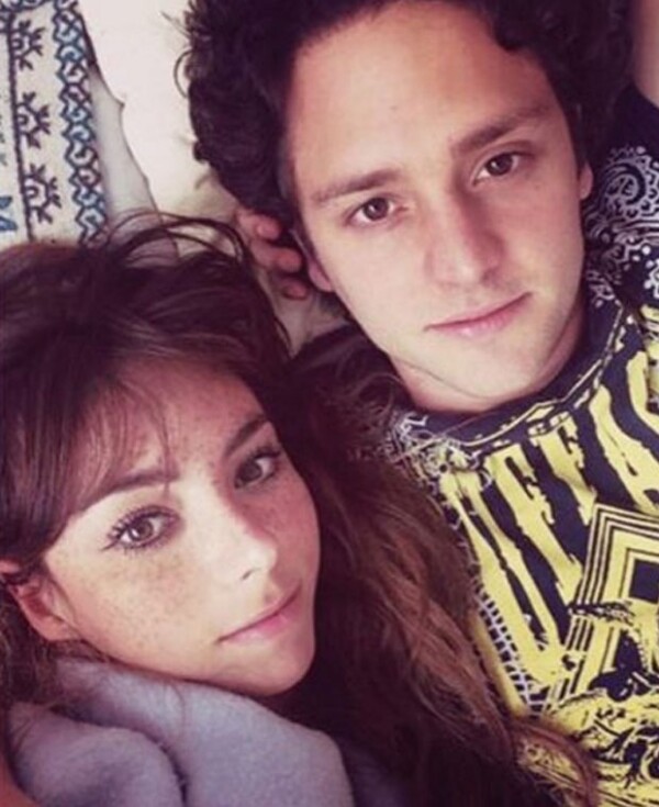 La pareja lleva más de dos años juntos.