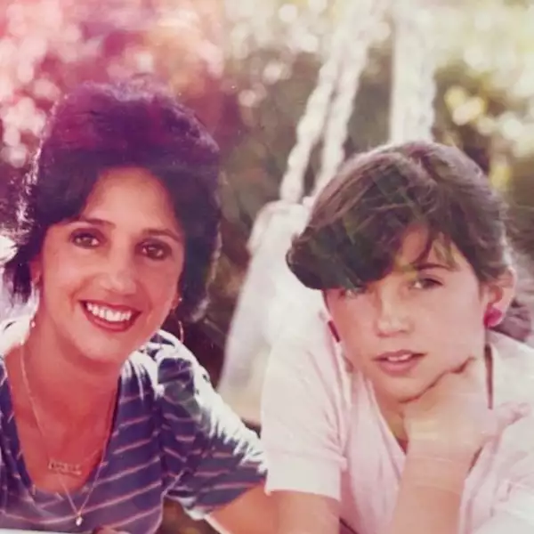 andrea-legarreta.-mama