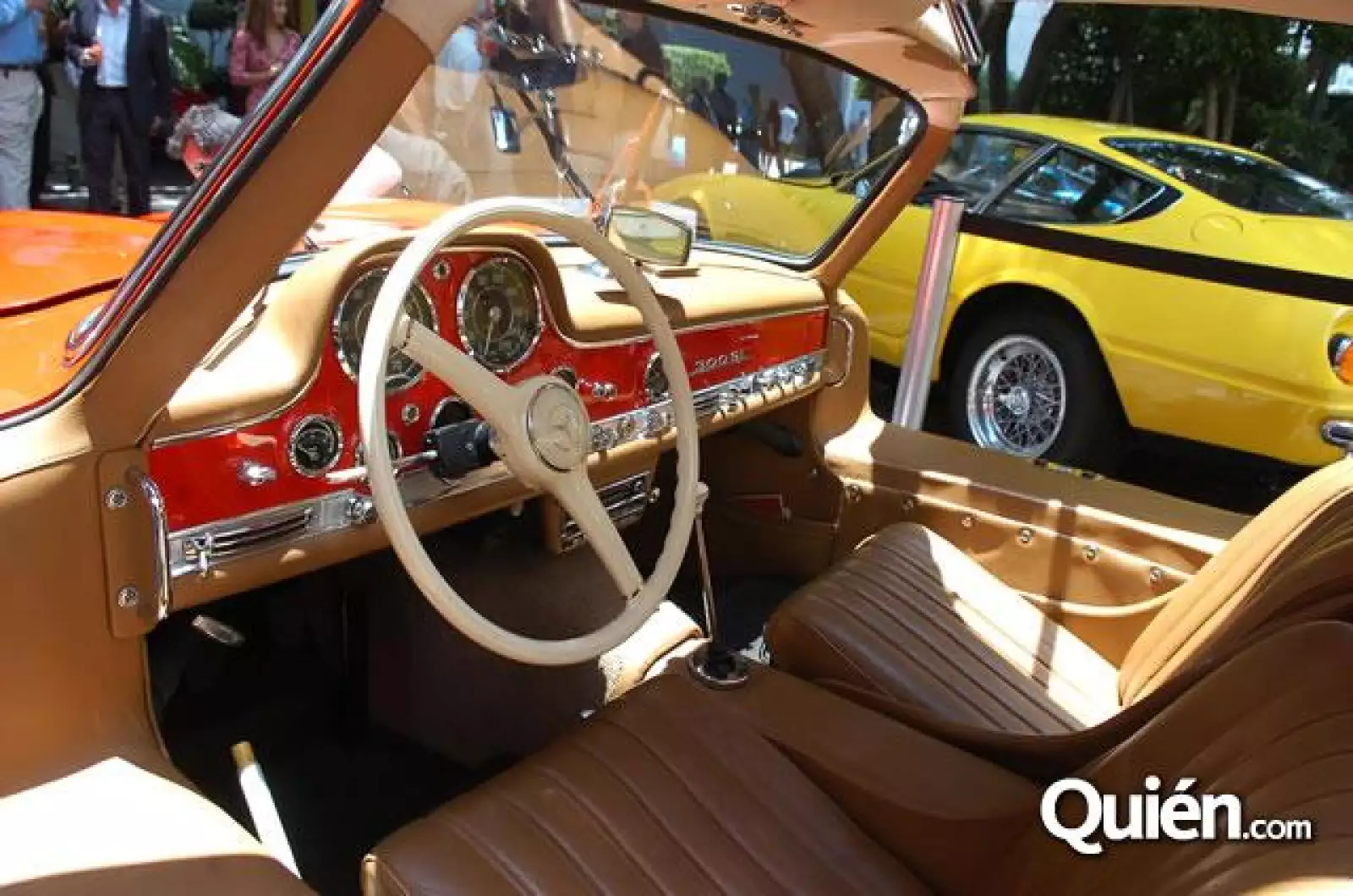 Exhibición de autos clásicos