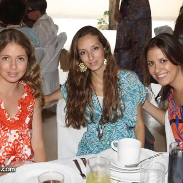 Jaquie Quiñones,Casilda Servin y Sofi Alvarez del Castillo