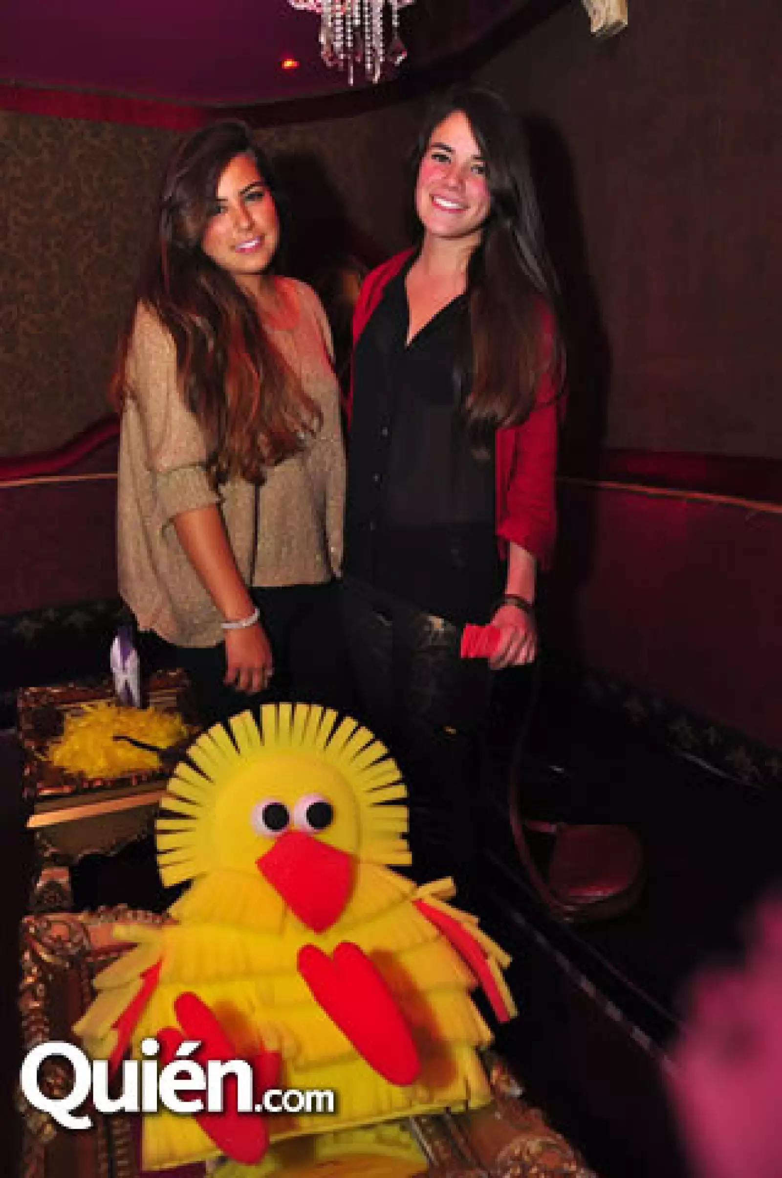 Pilar Guerra,Bere Flores