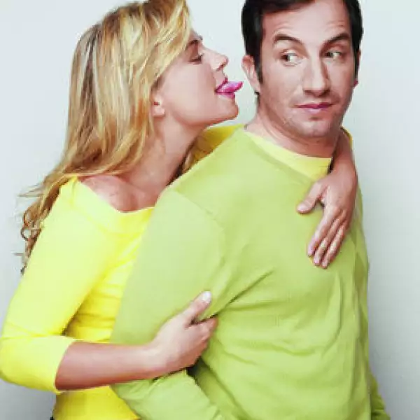 Ludwika Paleta, Plutarco Haza