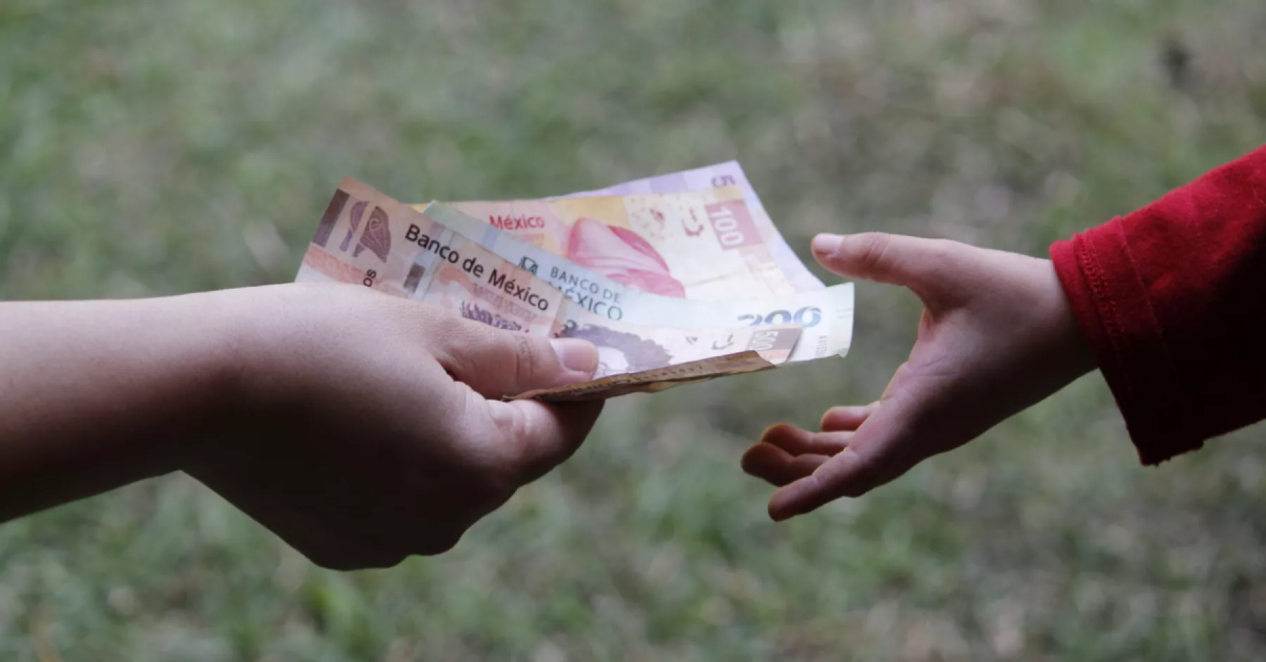 ¿Qué estudiantes de la beca Rita Cetina para primaria pueden recibir hasta 7,500 pesos?