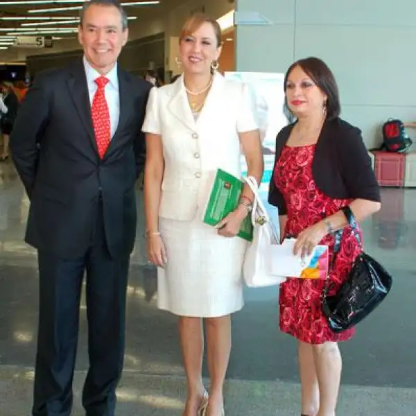 Hector Gutiérrez,Graciela Bucana y Magistrada Rosa Elena Grajeda