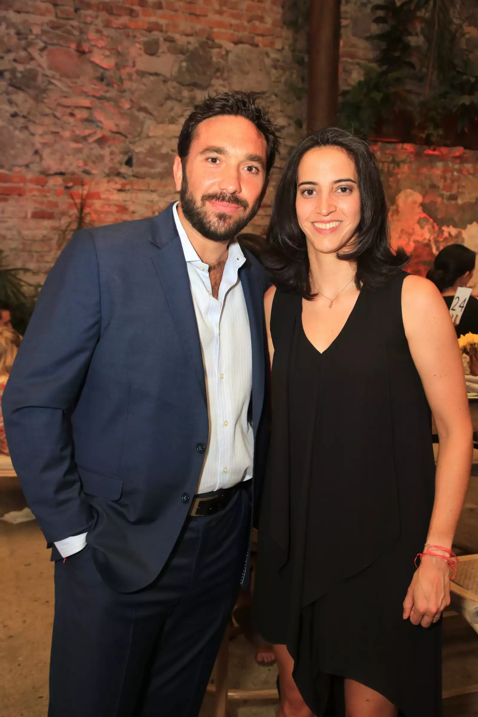 Iñaki Landaburu y Mariana Meza