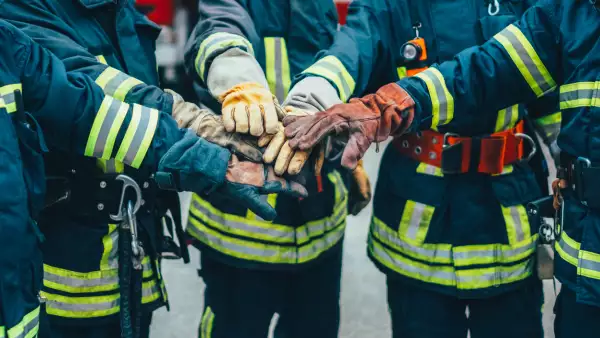 Día del Bombero en México: ¿Cuánto ganan al mes y qué hacen?