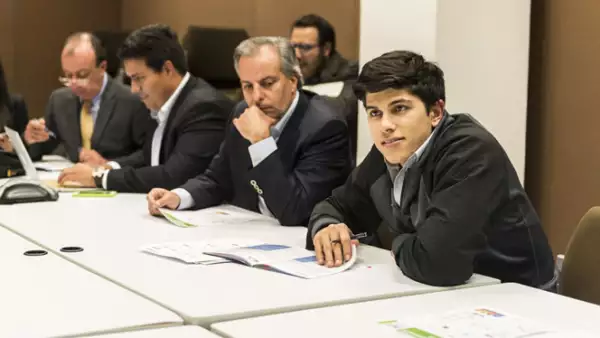 El fondo Plug and Play cuenta con cerca de 350 empresas impulsadas en su portafolio. Ha impulsado a Dropbox y  PayPal.