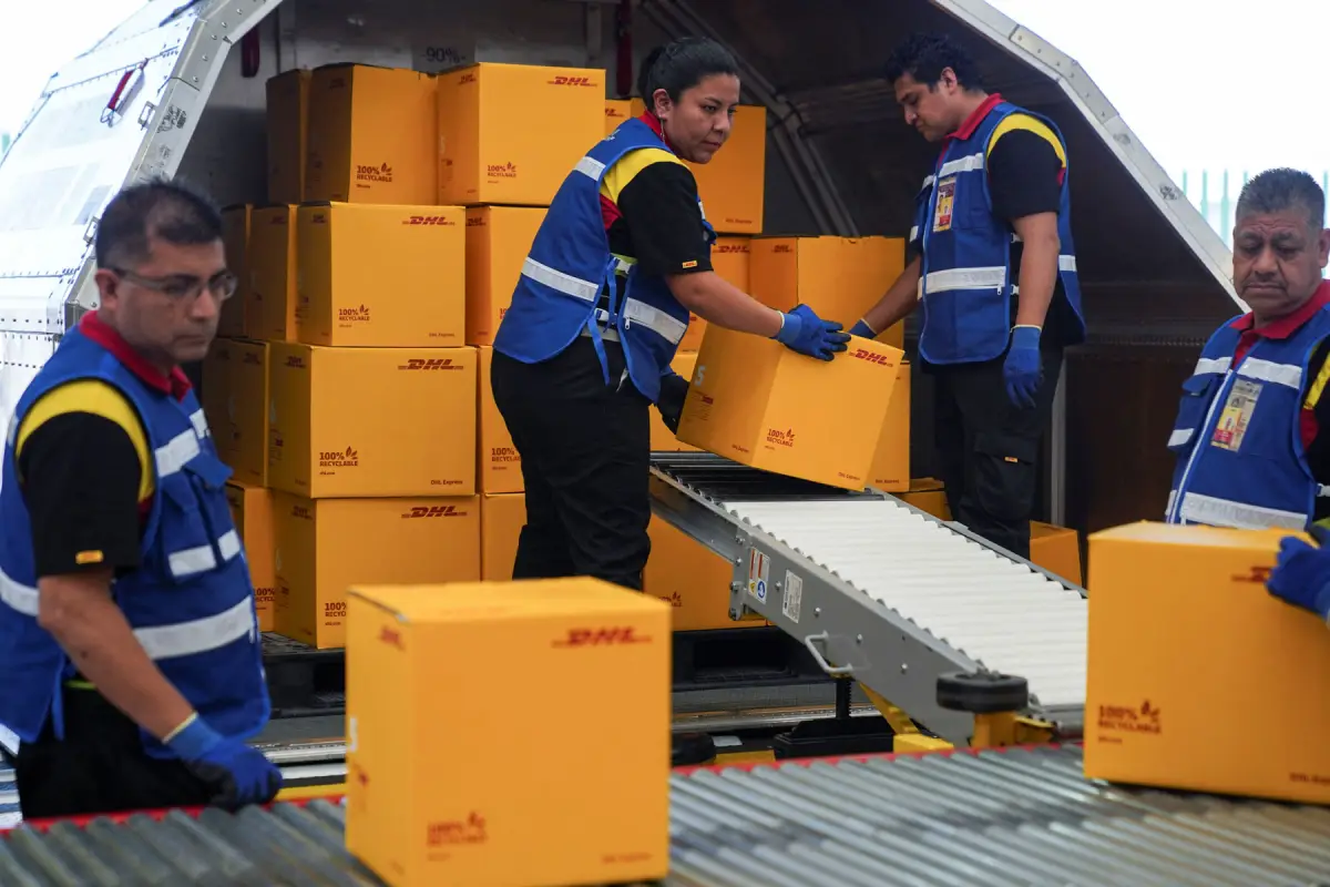 DHL 