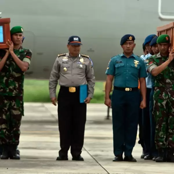 rescate cuerpos QZ8501 1