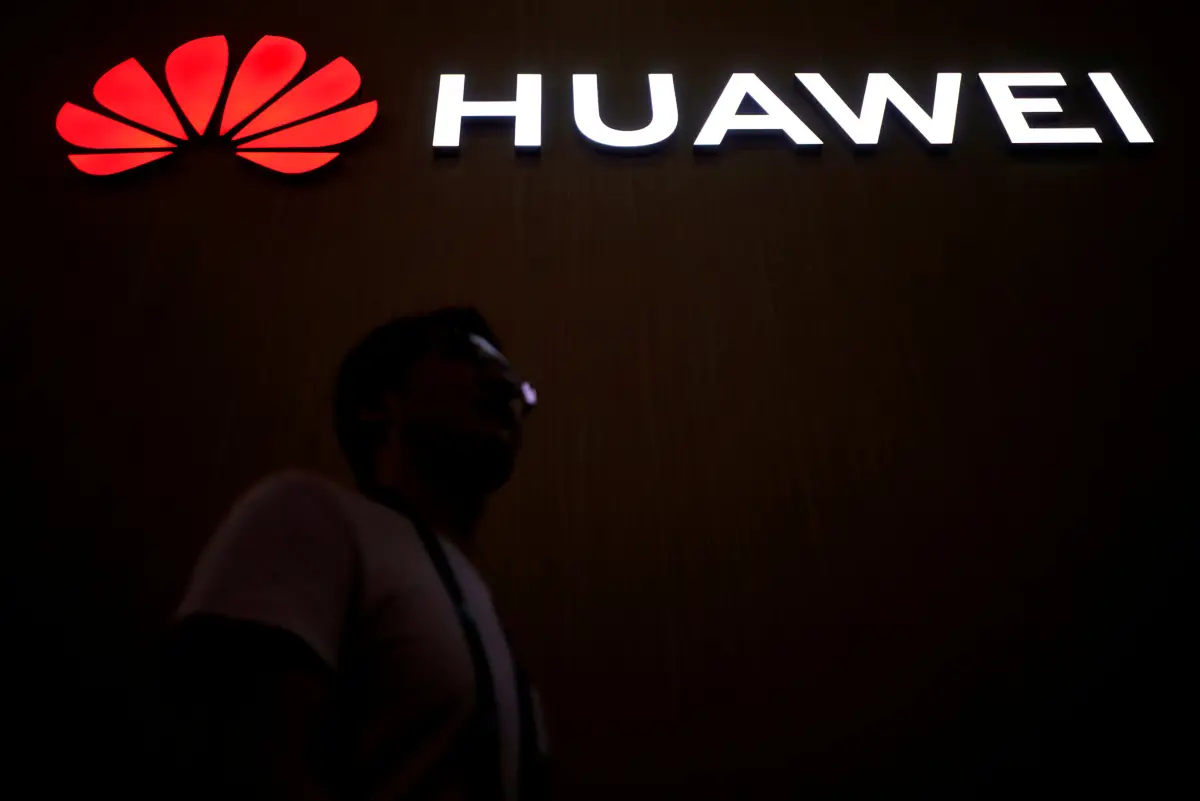 Huawei sanciona a empleados iPhone