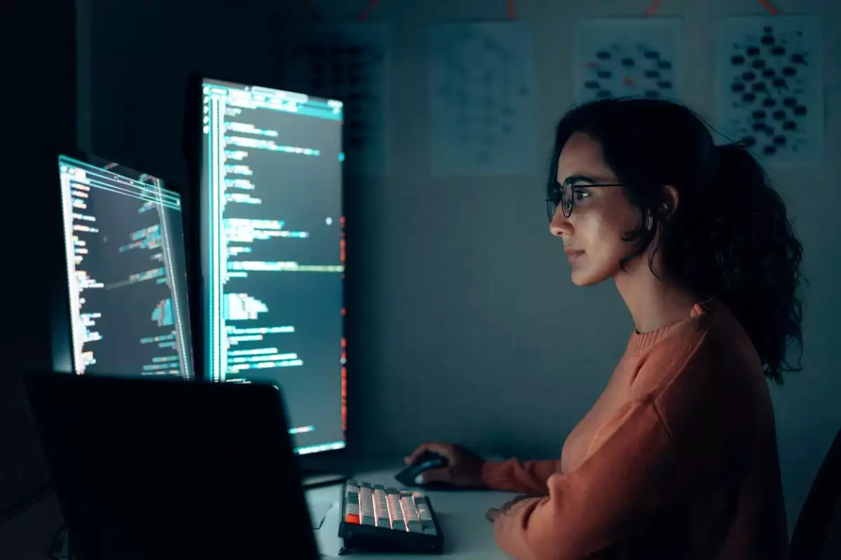 La verdadera brecha de la IA, ¿quién puede entrenar con datos propios y quién no?